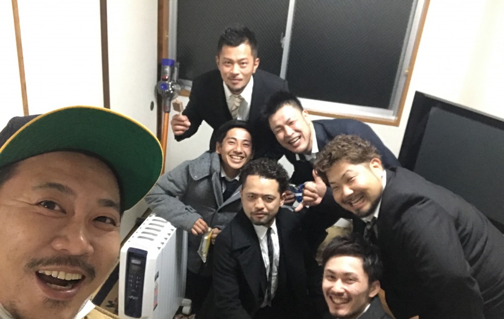ホテル取ってない奄美軍団