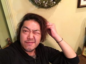 マジ髪切りてぇぇぇぇぇぇぇぇぇぇぇぇぇ。