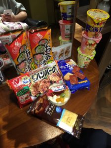 しばらくはお菓子買わなくていいね(笑)