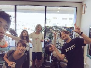というわけで、朝一からセミナー開始。