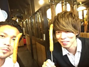 鳥貴族新メニュー【チキンソーセジ串焼き】でも頂きます(≧∇≦)