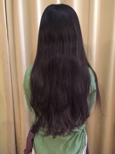 腰までのロングヘアをバッサ✂︎