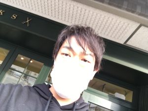 朝7時の石井。