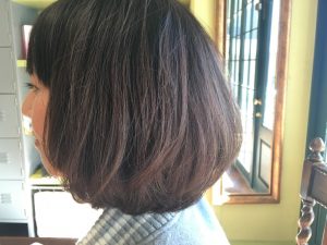ギリギリ結わける長さのボブスタイル。